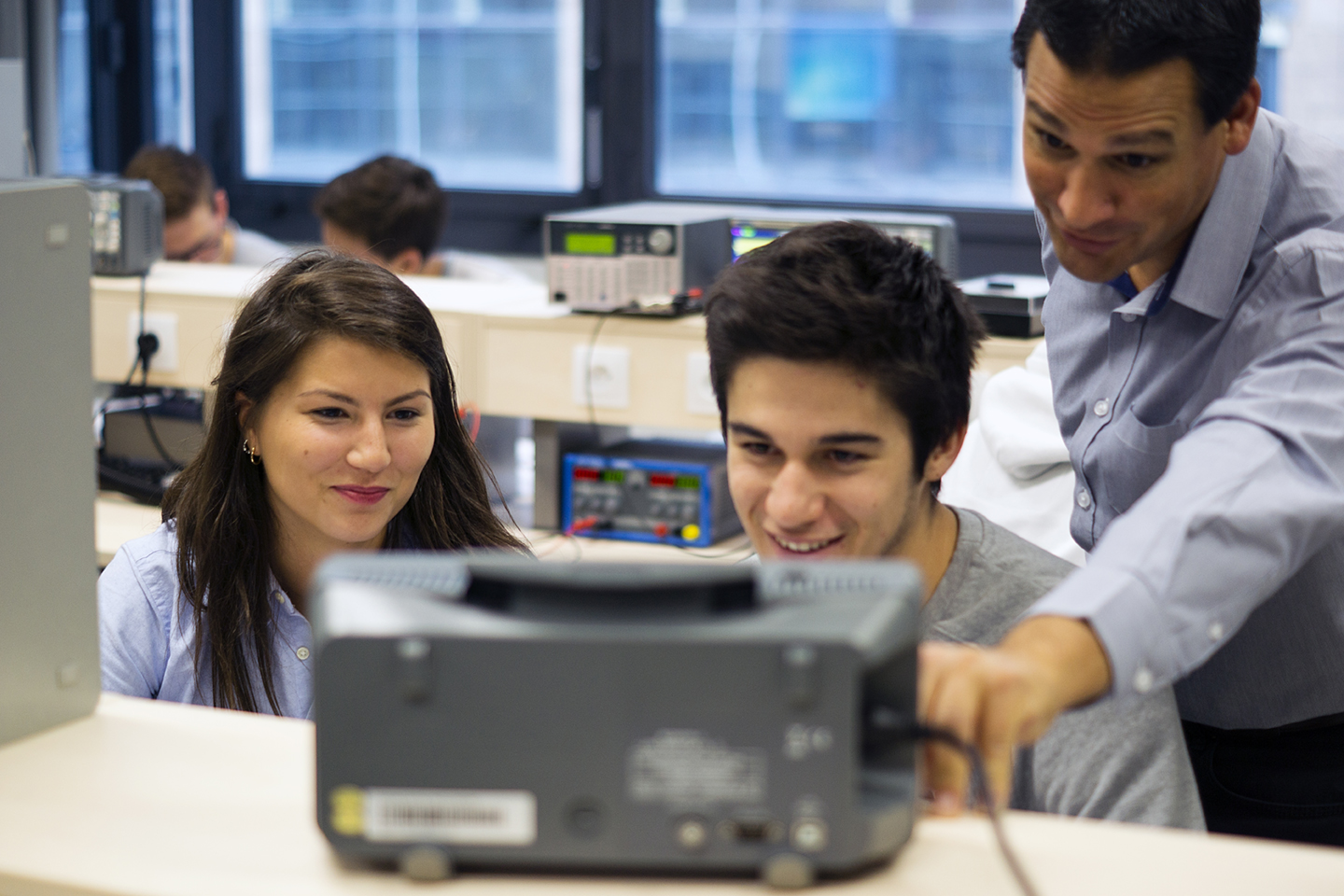 discussion entre collègues du numérique